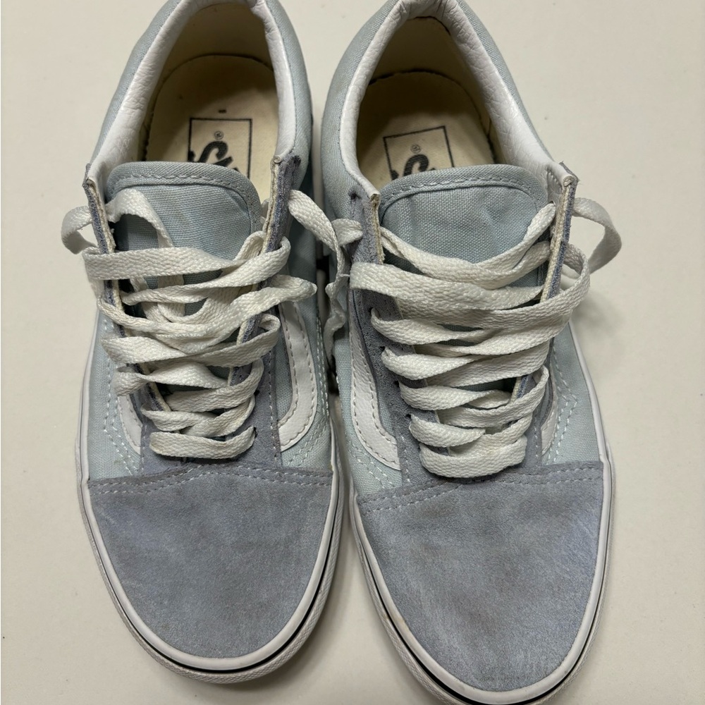 Vans women size 6